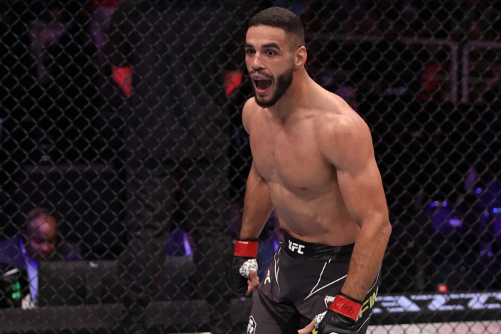 UFC Vegas Gecesinde Bonfim'in Nakavt Zaferi ve Erken Biten Dövüşler