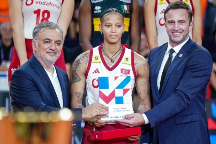 Kuba əsilli Türkiyə voleybolçusu Melissa Varqas Avropa çempionatının ən yaxşı oyunçusu seçildi