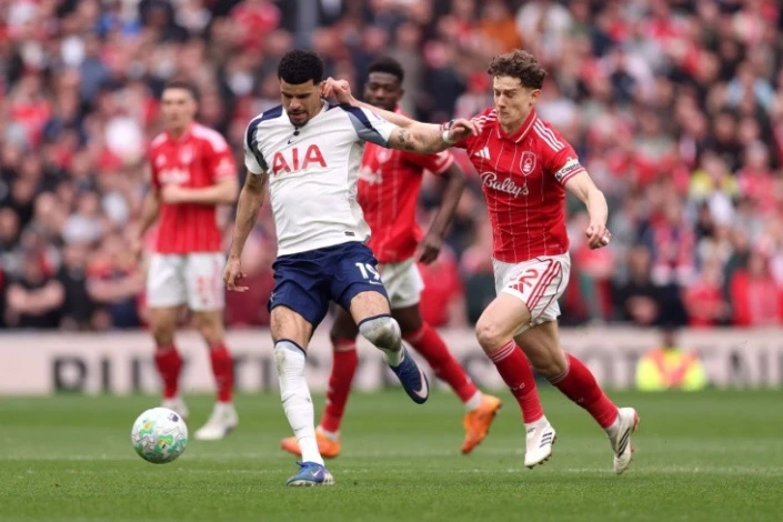 Premyer Liqasında "Tottenhem"in məğlubiyyəti, "Aston Villa" və "Sanderlend"in qələbələri - YENİLƏNİB + VİDEO