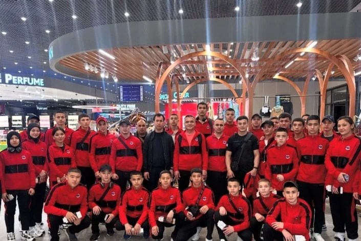 Узбеки прибыли в Баку