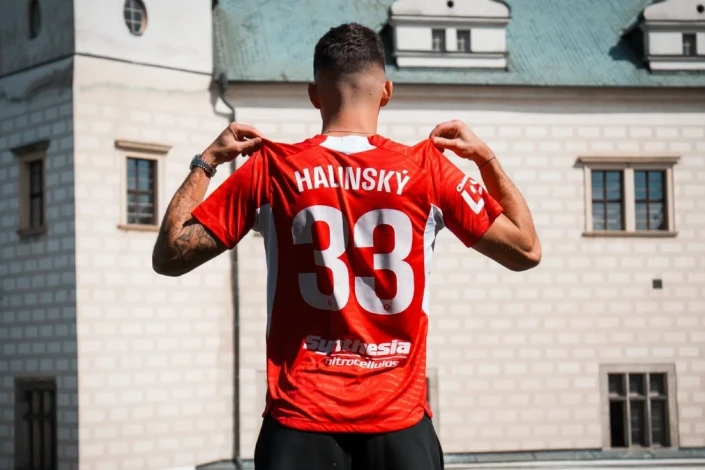Sabah, Çempionlar Liqasındakı “Slaviya” klubundan futbolçunu icarəyə götürdü