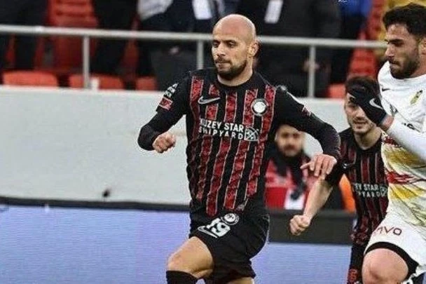 Coşqun oynamadı, komandası uduzdu
