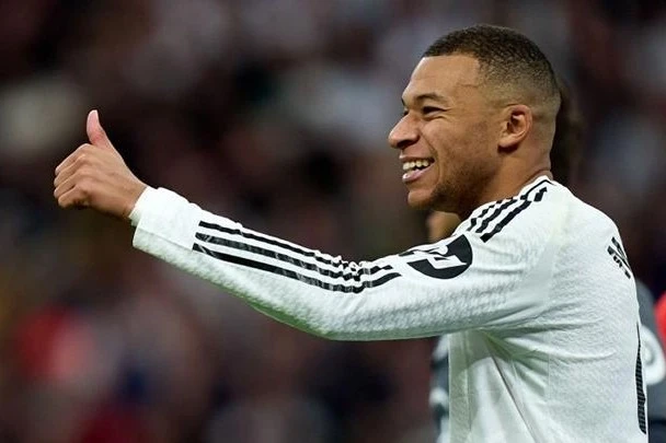 Mbappe Platinini geridə qoydu