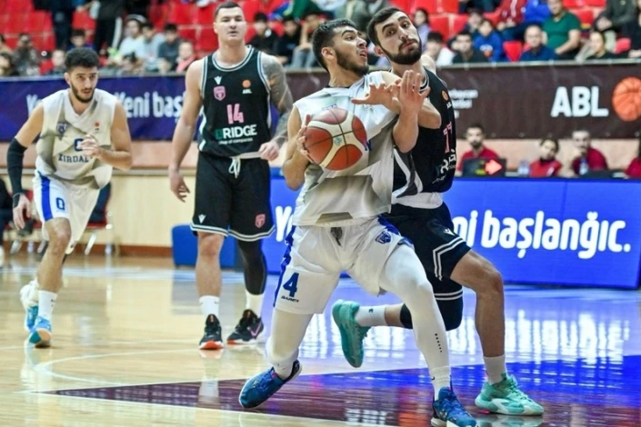 Azərbaycan millisinin sabiq basketbolçusu bölgə klubuna keçib