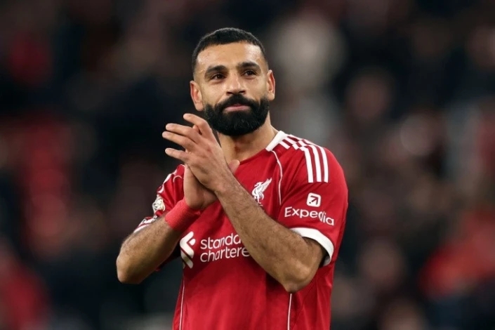 Carragher: "I don't believe Salah will move to 'Real' or 'Barcelona', there's a Saudi option"