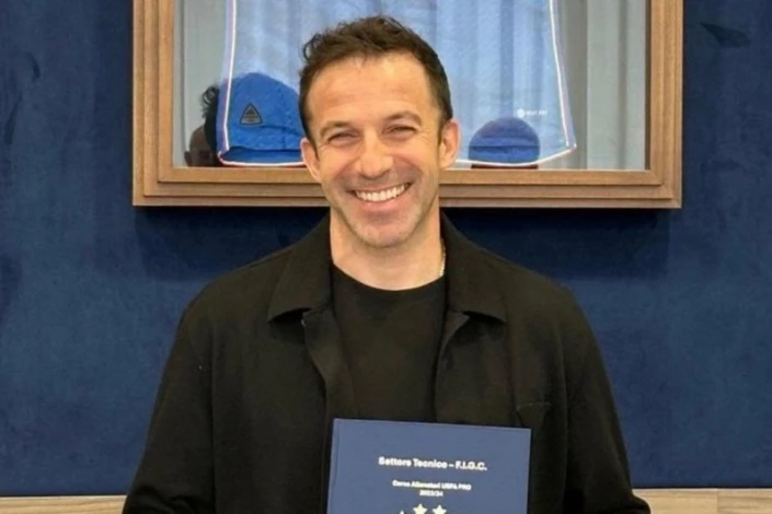 Alessandro Del Piero Obtains PRO License