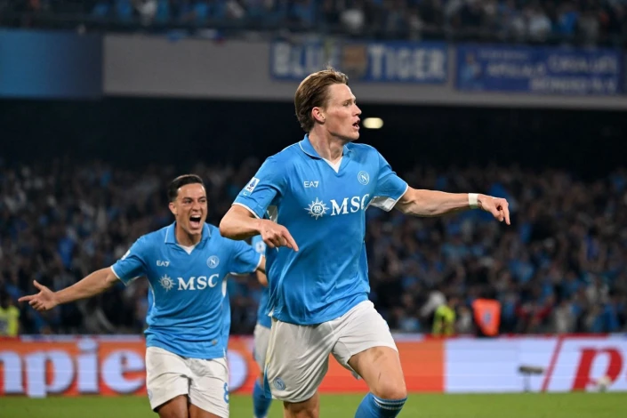 Səudiyyə klubunun Skott Maktomineyə etdiyi yüksək maaş təklifi və futbolçunun imtinası