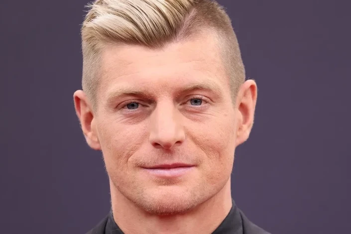 Toni Kroos tarixin ən yaxşı beş yarımmüdafiəçisini seçdi
