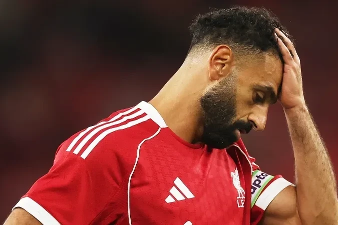 Jamie Carragher calls Mohamed Salah's behavior a disgrace