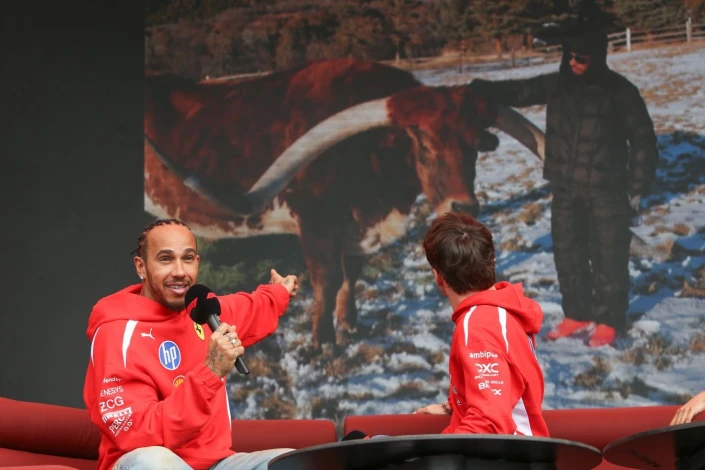 Lewis Hamilton talks about Max the Ox after Roscoe's loss | Latest ...