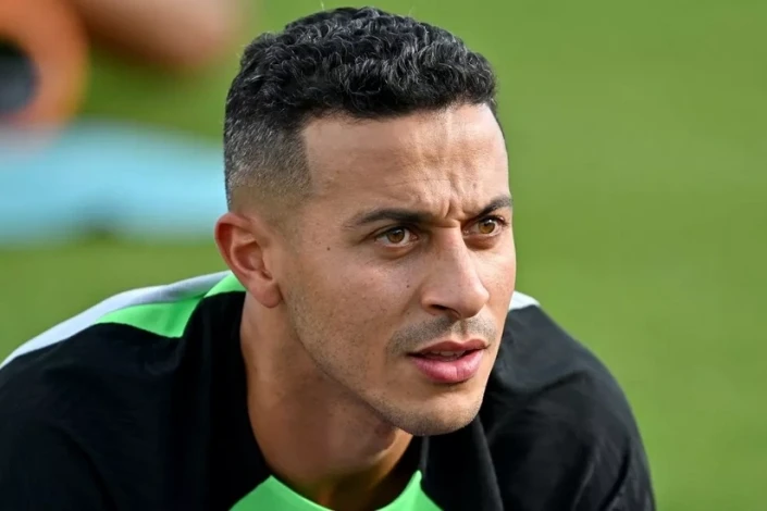 Thiago Alcantara joins Barcelona's coaching staff