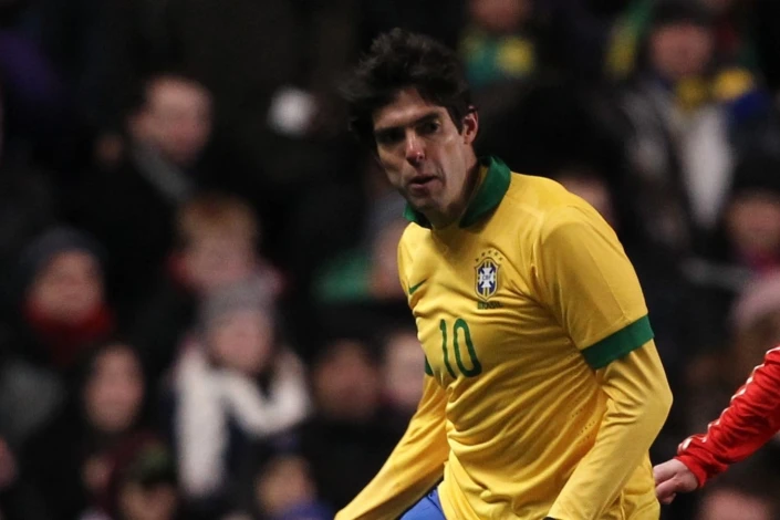 Kaká Antrenör Olmaya Hazırlanıyor