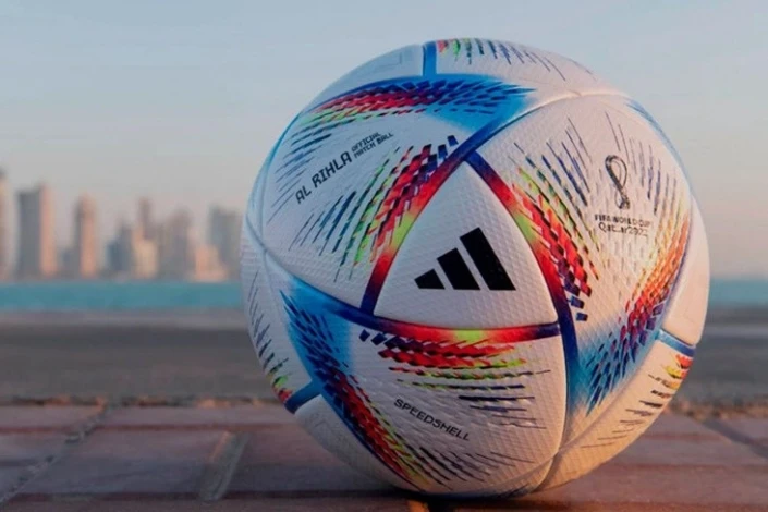"FourFourTwo"'ya göre modern futbolun en iyi 10 sol bek oyuncusu