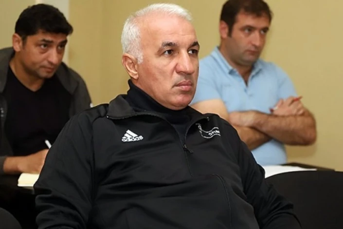Arif Əsədov: "Turan Tovuz" son dövrlər qeyri-stabil komanda kimi görünür"