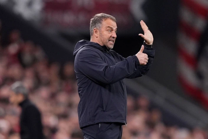 Hansi Flick, Barcelona'nın savunma taktikleriyle ilgili eleştirilere yanıt verdi