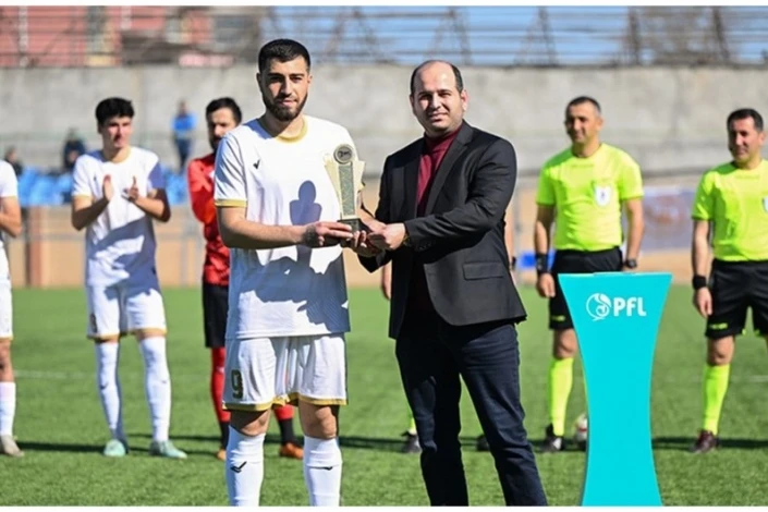 “Şəmkir”in futbolçusu mükafatına qovuşdu