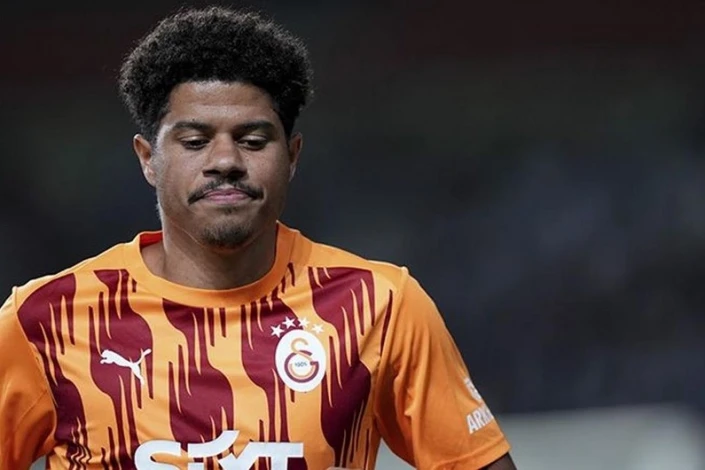 Gabriel Sara İngiltere'ye geri dönebilir: "Aston Villa" ilgili taraf