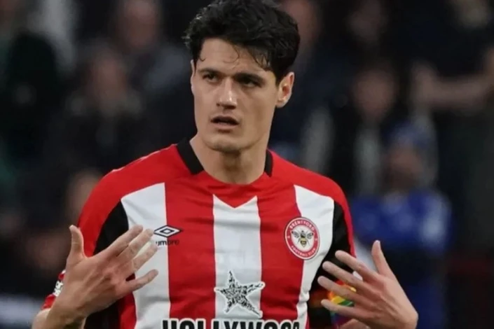 Kristian Nyorqor "Brentford"dan "Arsenal"a keçib