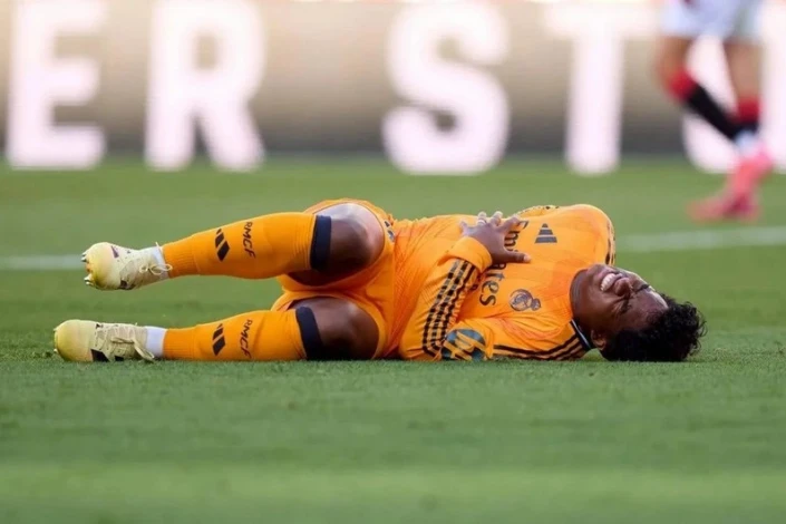 Endrick's Injury: Real Madrid's Brazilian Striker Will Not Play Until the End of September