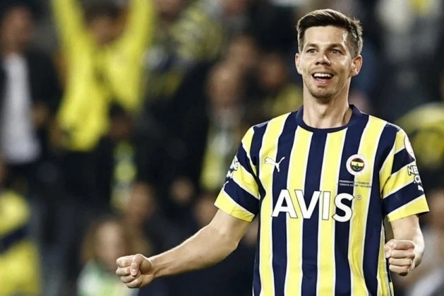 "Beşiktaş" Miha Zajc'ı transfer etmek istiyor