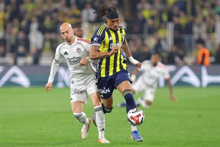 İstanbul derbisində Fənərbaxça - Beşiktaş qarşılaşması bu gün saat 21:00‑da başlayır