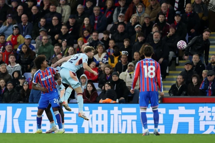 "Kristal Palas" "Brentford"u məğlub etdi