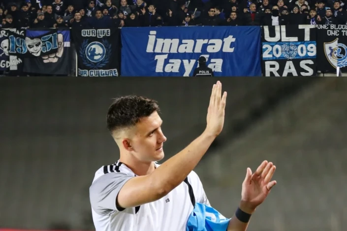 “Qarabağ” Mateuş Koxalskinin Polşanın “Vyeçista” klubuna transferini rəsmən açıqladı