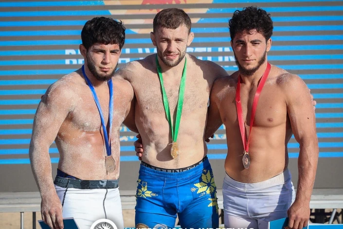 Azərbaycanlı güləşçilər Xorvatiyada iki medal qazanıblar