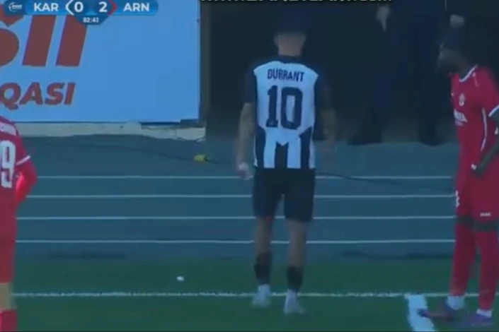 Заявление ФК "Карван-Евлах" относительно Самуэля Дурранта: Травма и Дисциплина