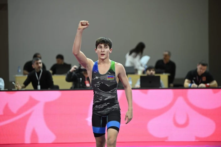 Определились финалисты первого дня Чемпионата Азербайджана по борьбе U17 - ФОТО