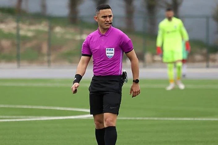 Azərbaycanın FIFA referisi: "Qısa müddətdə Avropa çempionatı kimi mötəbər yarışa təyinat alacağımı gözləmirdim"