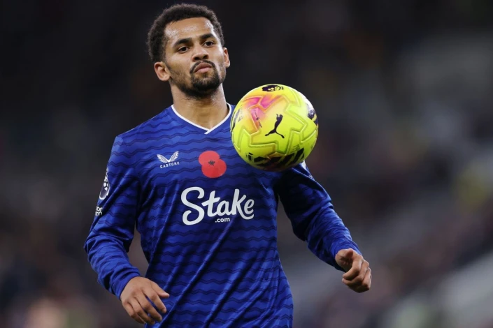 "Manchester United" is ready to sign Iliman Ndiaye