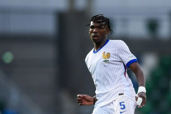 "Real Madrid" "Rennes"in 20 yaşındaki savunmacısıyla ilgileniyor