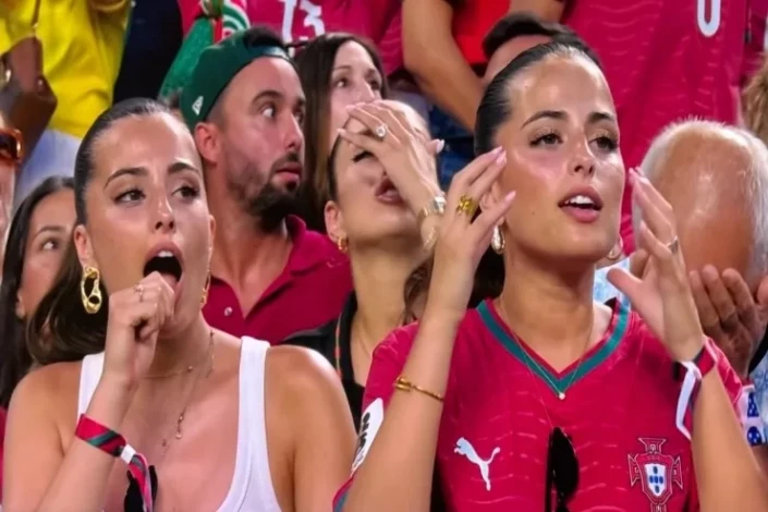 Portuqaliya əkiz bacıları sosial mediada məşhurlaşdı