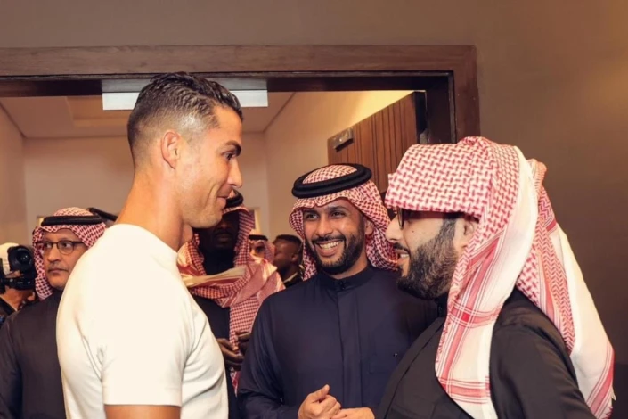 Kriştiano Ronaldo "Almeria"nın səhmdarı olur