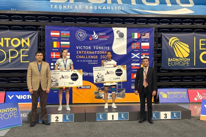 Azərbaycan badmintonçusu Türkiyədə qızıl qazanıb - FOTO