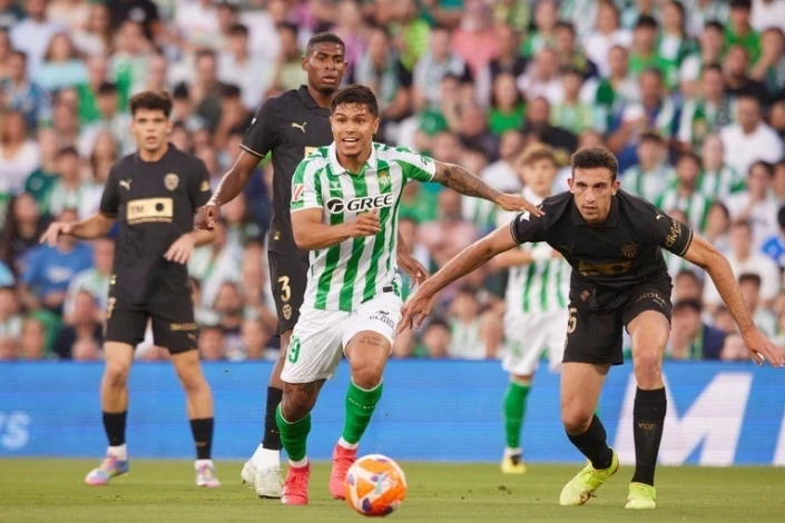 "Betis" və "Valensiya" bir qol vuraraq heç-heçə razı qalıblar - VİDEO