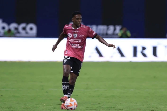 Brentford Ekvadorlu Gənc Futbolçu Darvin Quaquanı Transfer Etmək Üzrə Razılığa Gəlib