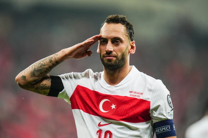 Hakan Çalhanoğlunun sağlamlıq durumu yaxşılaşıb, Rumıniya matçına hazırdır