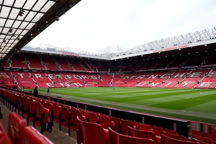 "Mançester Yunayted" "Old Trafford"un yerində yeni stadionun tikintisinə başlamağı planlaşdırır