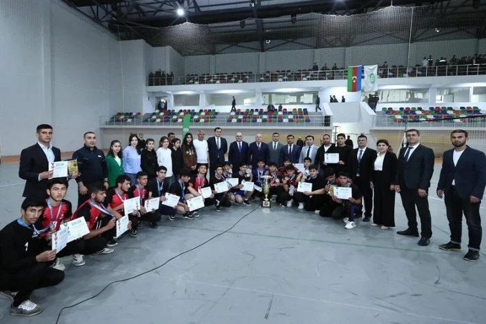 Müstəqillik Gününə həsr olunmuş voleybol üzrə rayon turnirinin final mərhələsi baş tutub