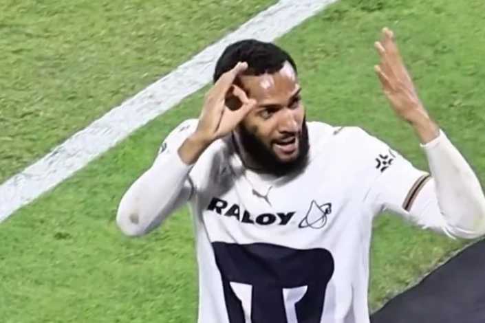 “Qarabağ”ın sabiq hücumçusu oyunda kütləvi davaya səbəb oldu - VİDEO