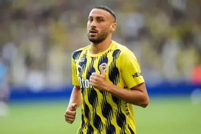 Cenk Tosun Volkan Dəmirəlin  komandasına  keçə bilər