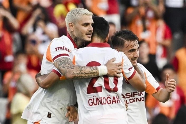 "Qalatasaray"dan 5-də 5, "Beşiktaş"dan Geridönüş Qələbəsi - Türkiyə Super Liqası, 5-ci Tur