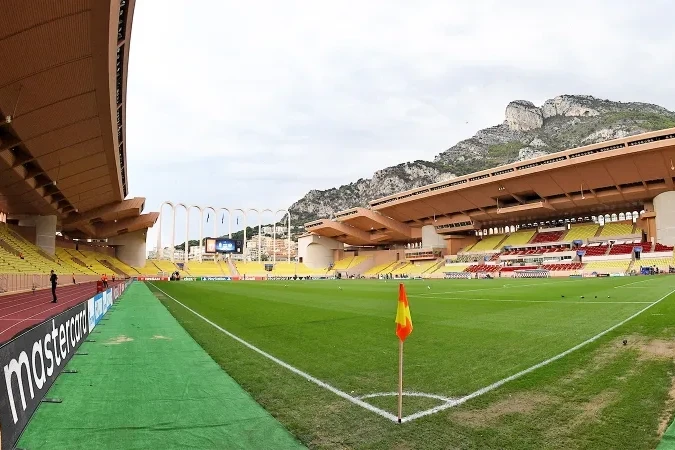 Mançester Siti futbolçusunu Monakoya icarəyə verdi