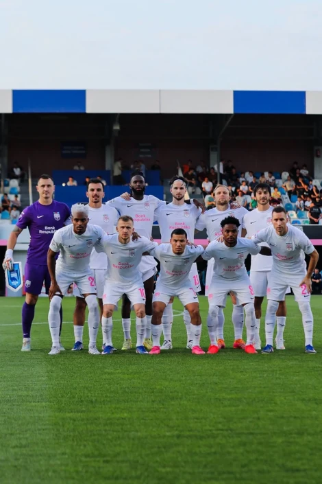 "Sabah" Premyer Liqada IV turda "Zirə"ni 5-0 hesabla məğlub edərək 25-ci böyükhesablı qələbəsini qazandı