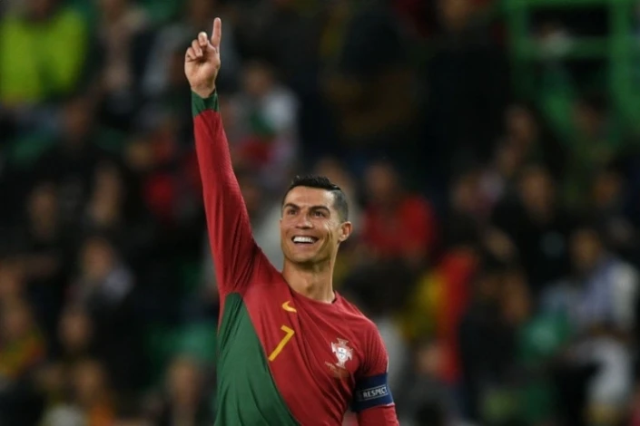 Ronaldo futbol tarixinin ən yaxşı klubunun adını çəkdi