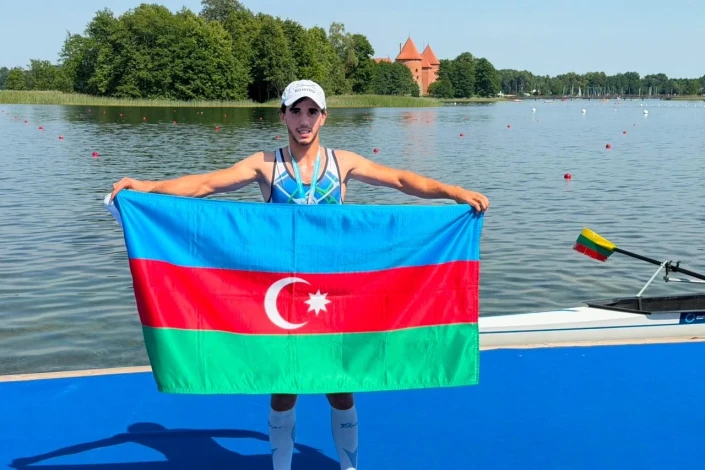 Azərbaycan avarçəkəni Litvada qızıl medal qazandı