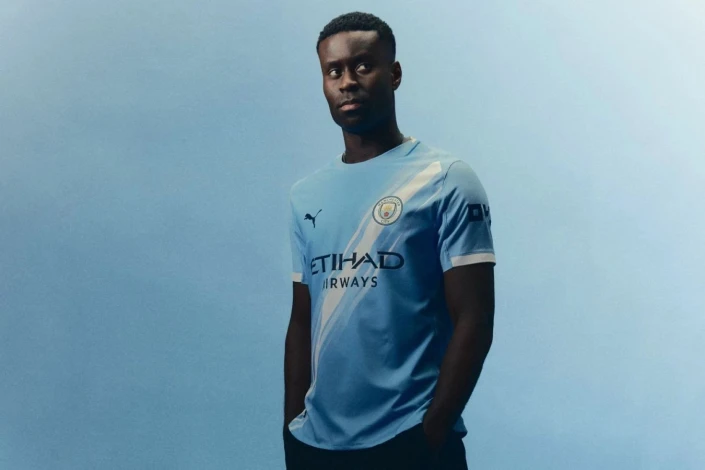 Mark Qehinin "Mançester Siti"dəki illik maaşı açıqlanıb: 18 milyon avro