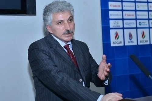 Tahir Süleymanov: "Frank De Bleker də epizodları şərçi-ekspert kimi şərh edərək..."